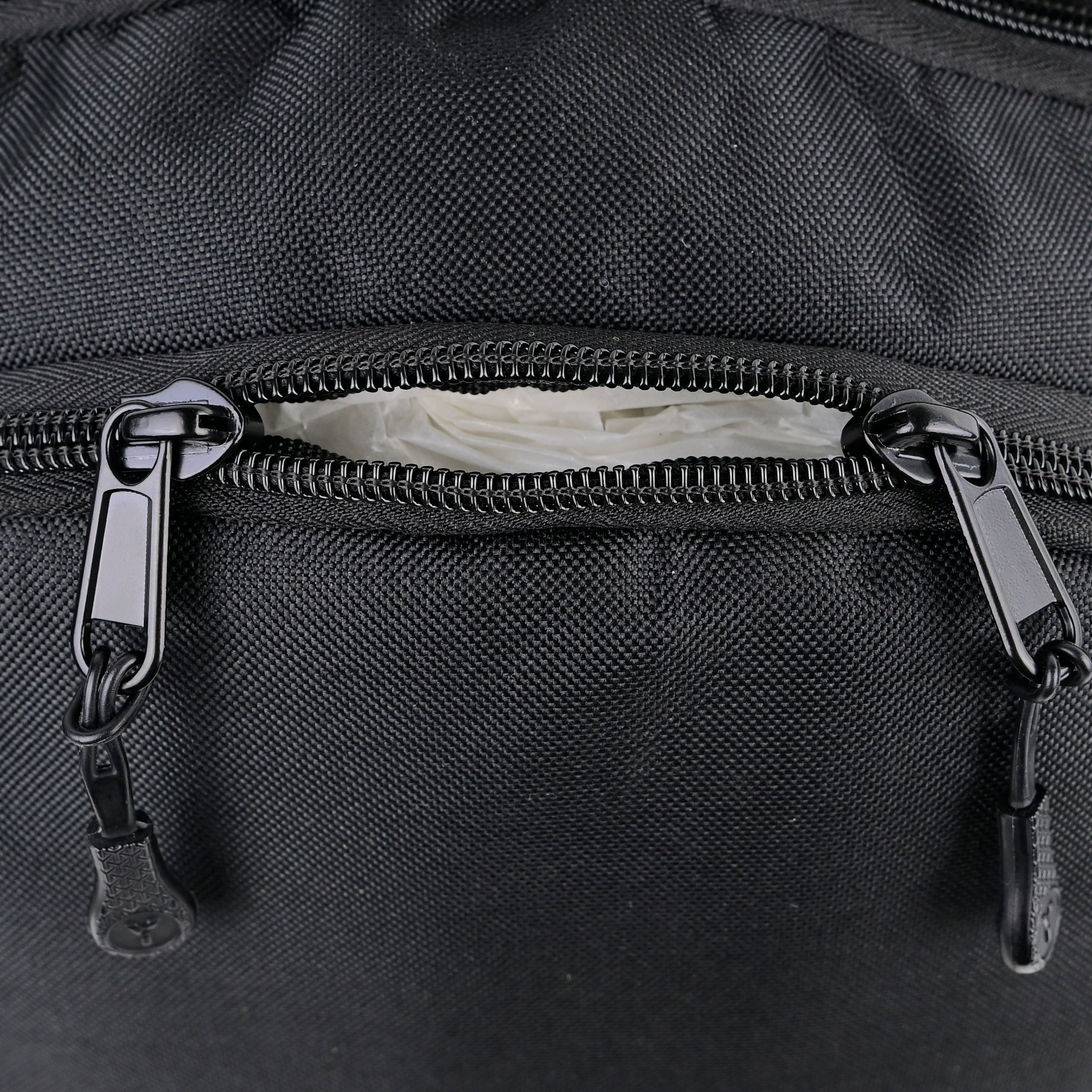 Y1 ADVENTURE BACKPACK