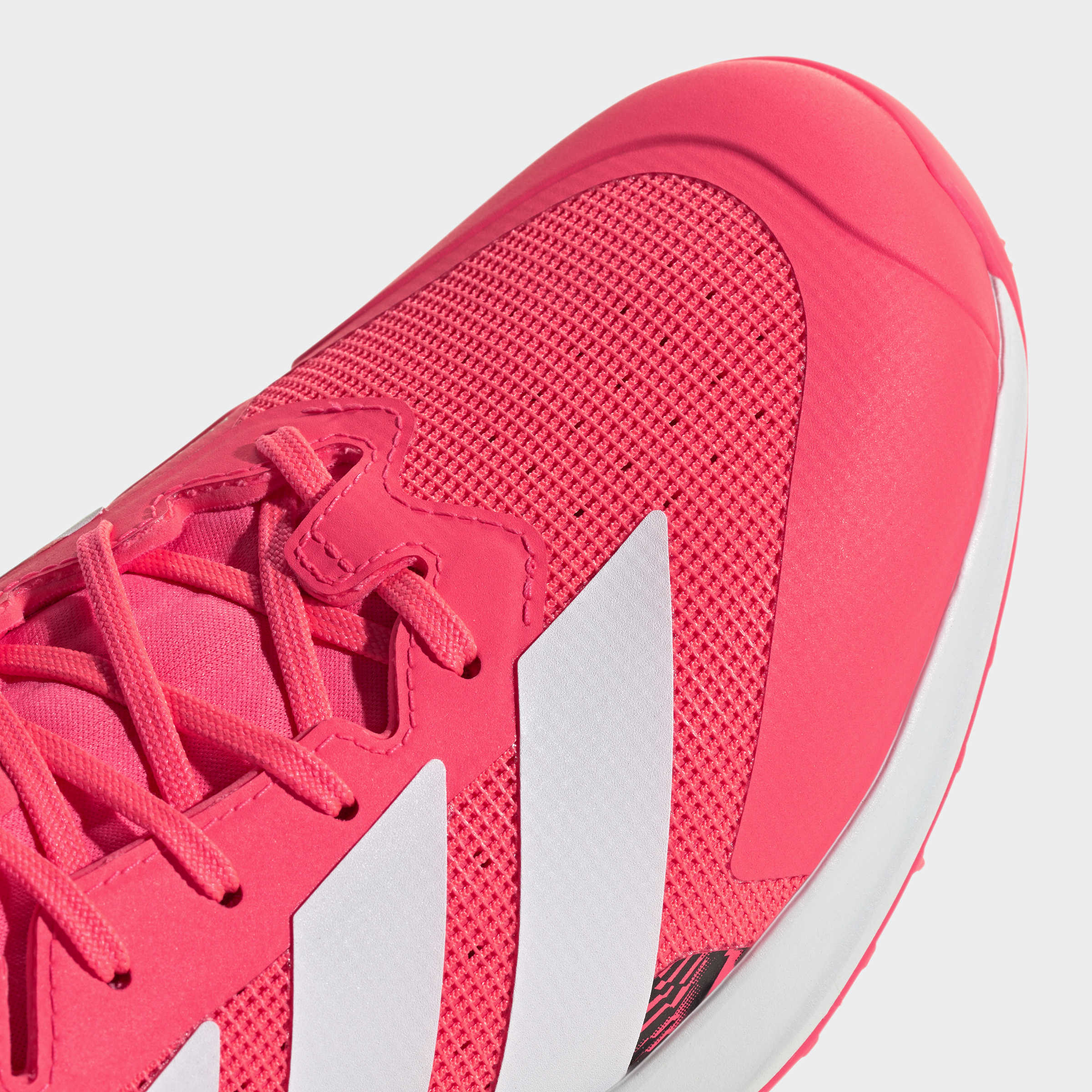 2026 adizero Lux - Solar Turbo